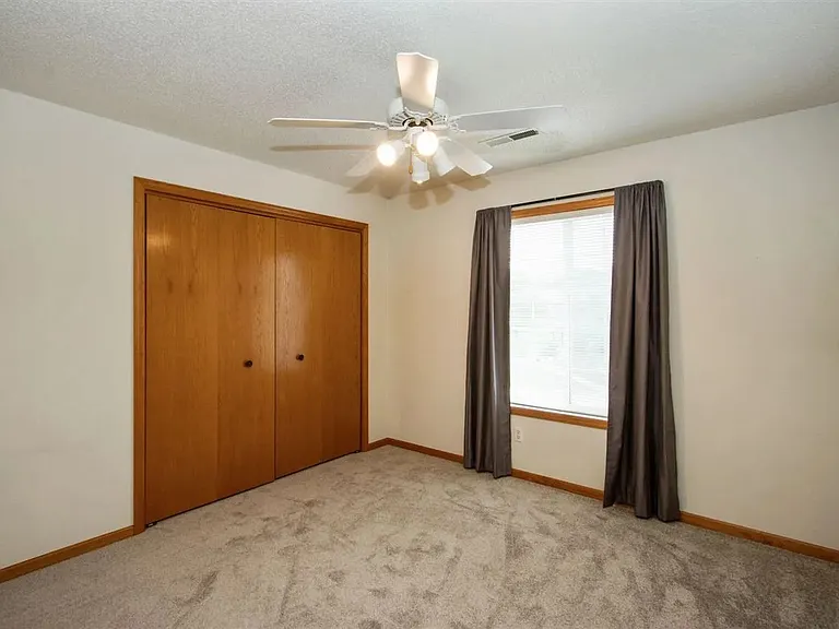 536 W Side Dr #536 — Photo 5