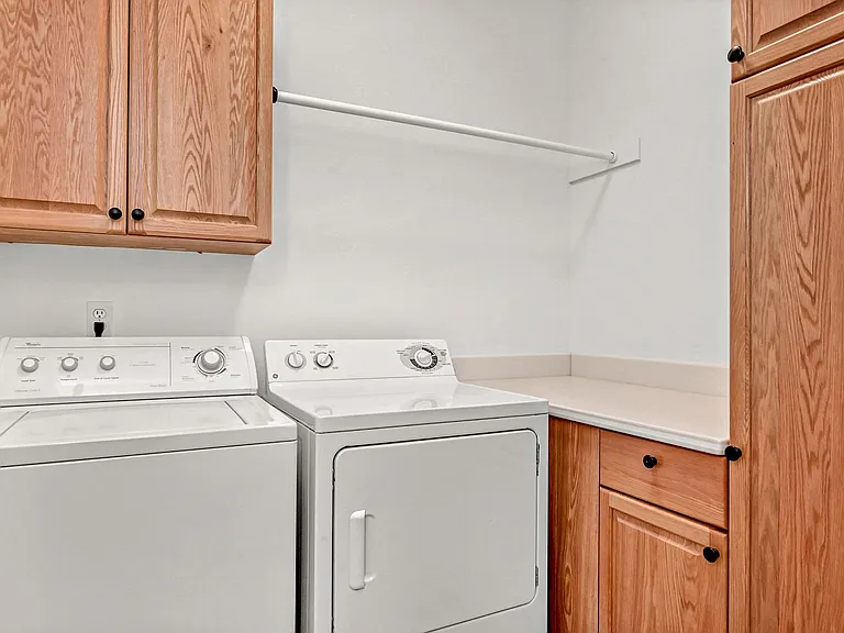 9745 W Sleepy Hollow Ln — Photo 12