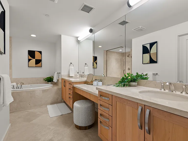 5430 La Jolla Blvd #C302 — Photo 25