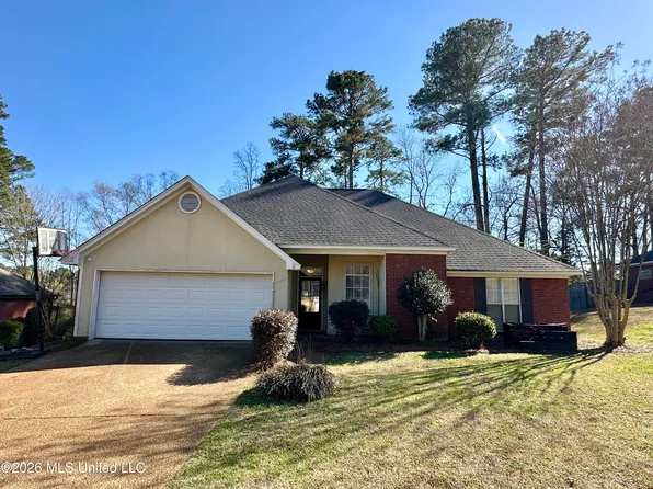 1010 Cumberland Dr, Brandon, MS 39047