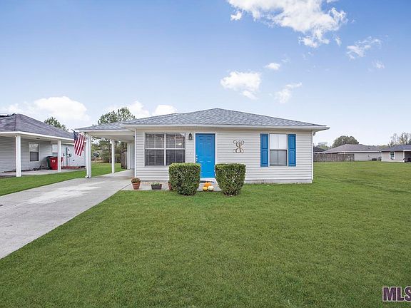 2nd image of 23926 Teakwood Dr