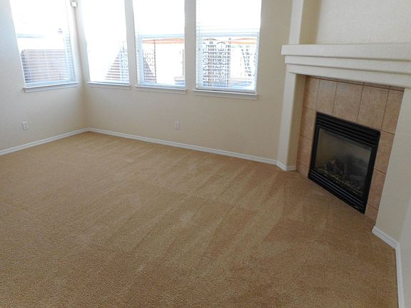 5th image of 10516 Coulterville St NW
