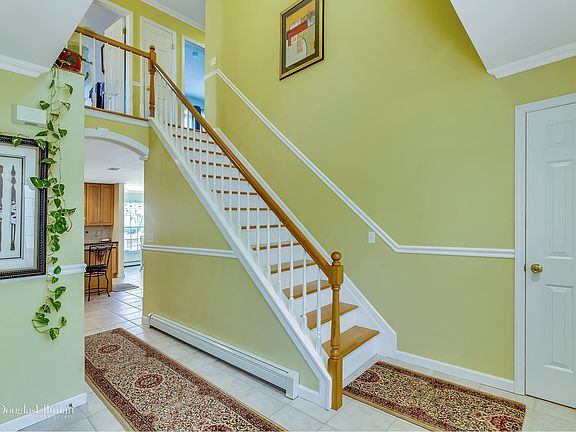 5th image of 7 Ellbridge Ct