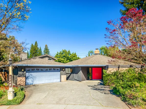 1744 Danielson Ct, Carmichael, CA 95608