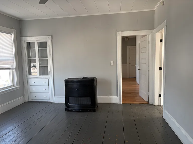 109 Endicott St #3 — Photo 8