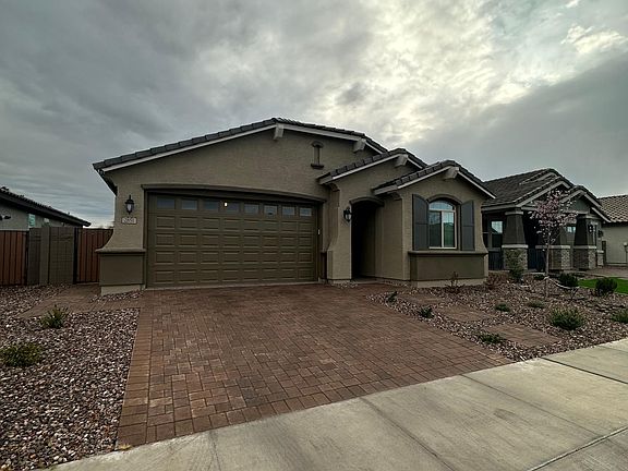 2nd image of 2851 W New River Dr