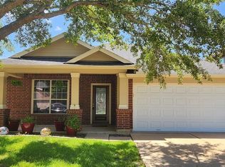 802 Pickett Hill Ln, Rosenberg, TX 77469
