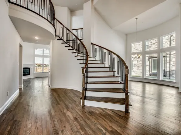 7569 Ridgedale Rd, Grand Prairie, TX 75054