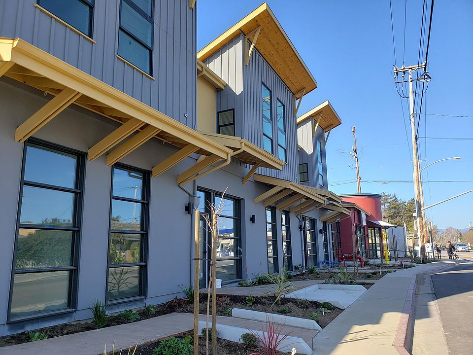 1st image of 1135 17th Ave #9
