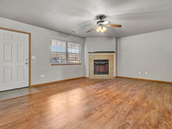 4th image of 2939 W Scottswood Pl