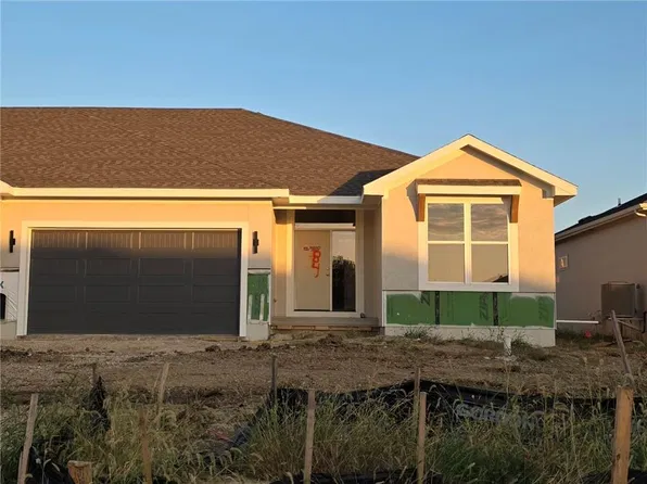 14584 Amanda Ln, Basehor, KS 66007