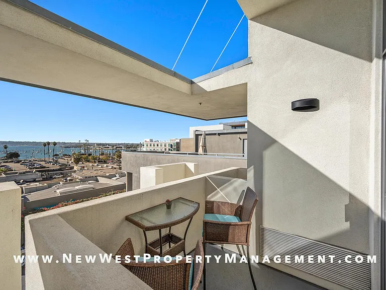 2064 Kettner Blvd #40 — Photo 12