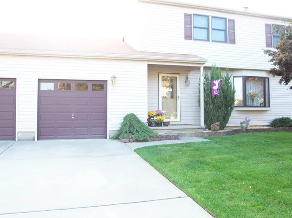 13 Midili Dr, Waterford Works, NJ 08089