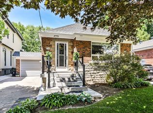 34 Ferris Rd, Toronto, ON M4B 1G3