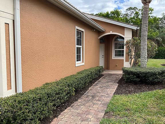 3rd image of 15353 Cortona Way