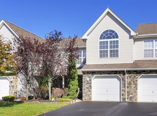 16 Pimleco Dr, Tinton Falls, NJ 07753