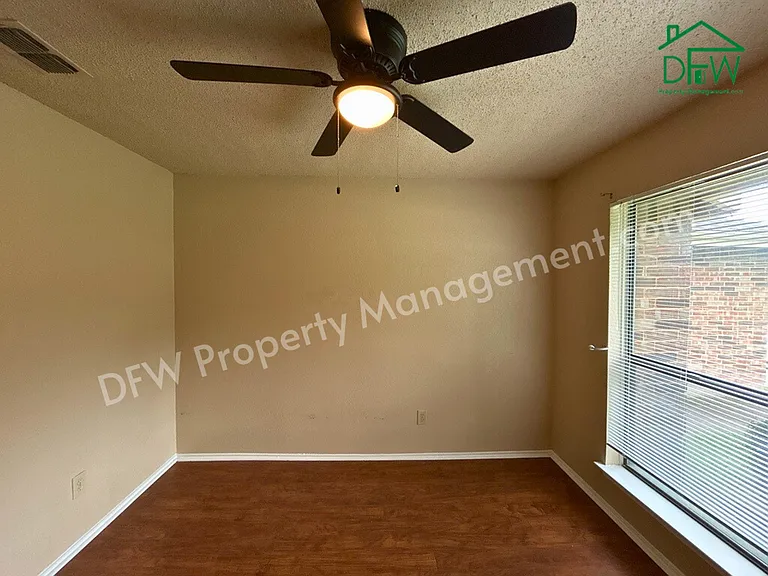2412 Amber Hill Ln — Photo 74