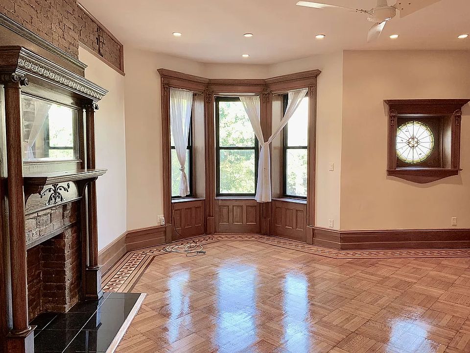 1st image of 878 Park Pl #2