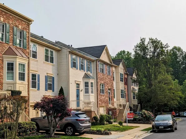 2507 Windy Oak Ct, Crofton, MD 21114