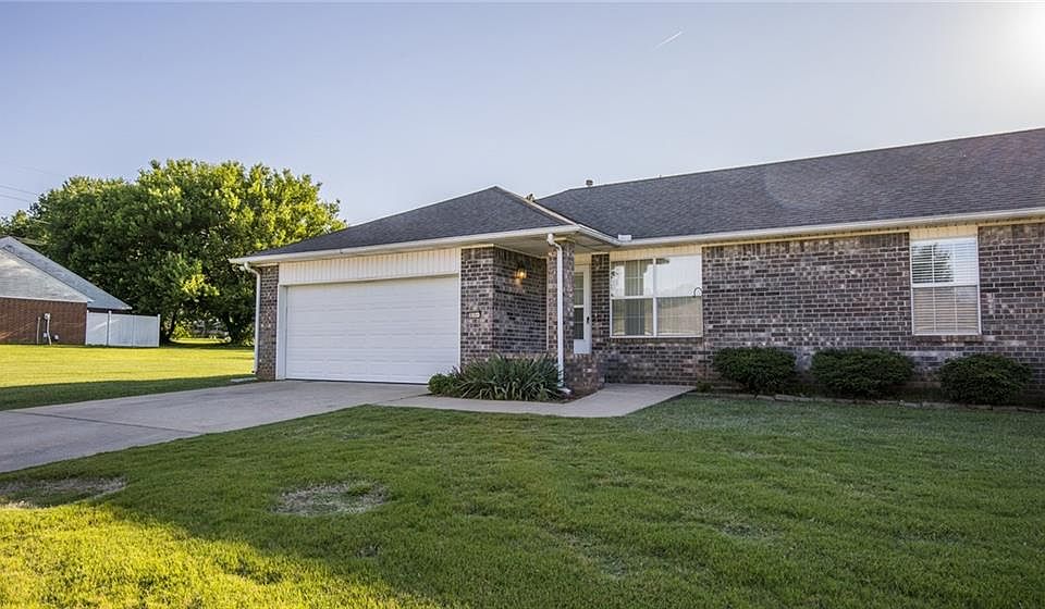 1st image of 816 Kinkade Pl #A