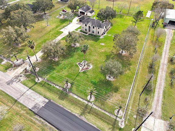 4th image of 10302 Hanselman Rd #69