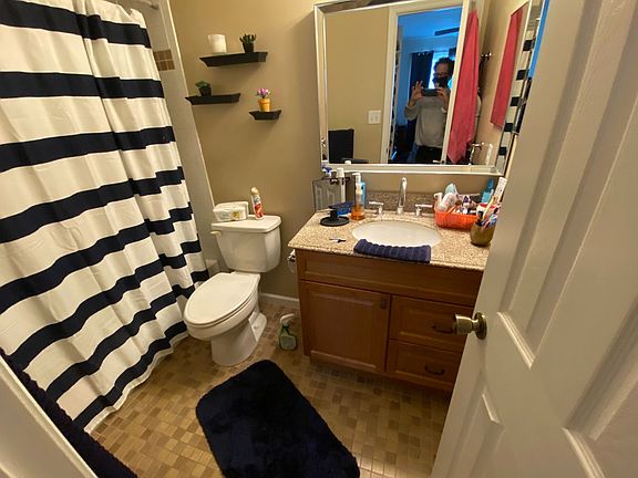 5th image of 5600 Devonbriar Way APT 308