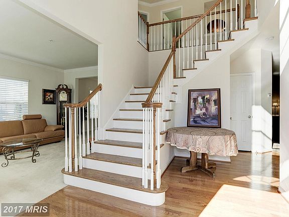 2nd image of 2109 Lake Forest Dr