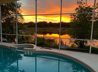 33404 Lake Bend Cir, Leesburg, FL 34788