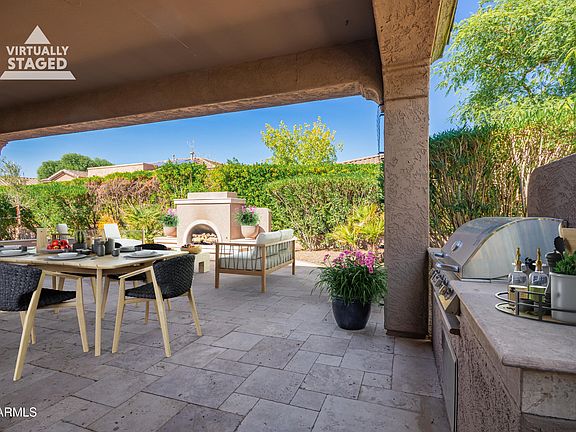 4th image of 12652 W MAYA Way