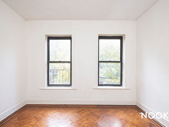 5th image of 1164 Pacific St #B6