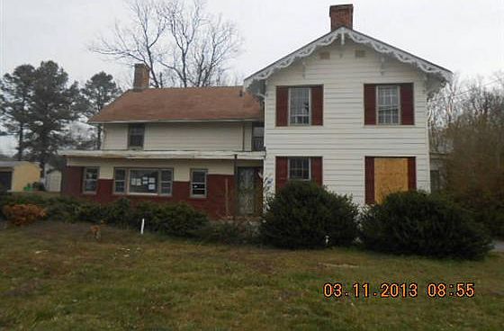 1st image of 20307 Sheffield Pl