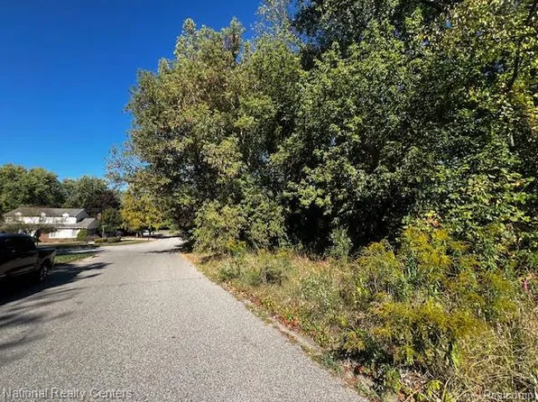 0 Serenity Rd, Oakland, MI 48363
