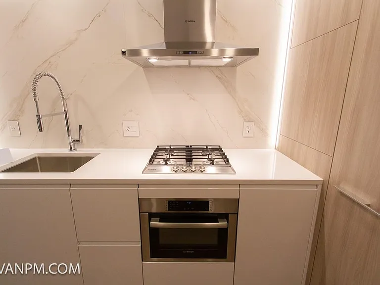 15165 Thrift Ave #202 — Photo 8