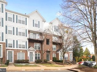 12789 Fair Crest Ct #14102, Fairfax, VA