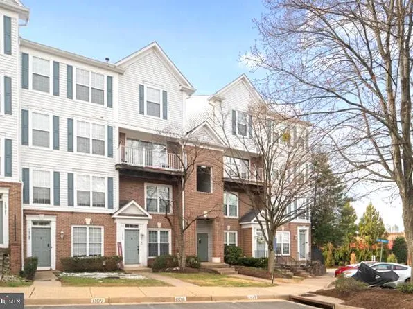 12789 Fair Crest Ct #14102, Fairfax, VA 22033