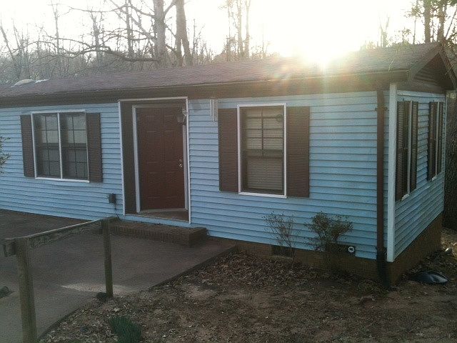 2nd image of 200 Bishop Rd