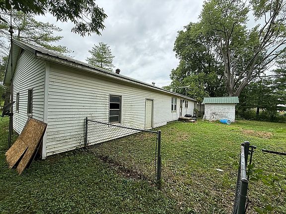 4th image of 34255 County Road 303
