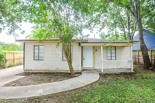 713 Wafer St Photo 1