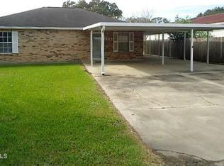 1202 Abbeville Hwy, Rayne, LA 70578