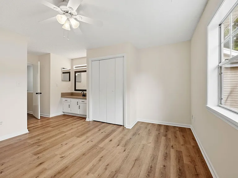 114 Kingsbury Dr #114 — Photo 31