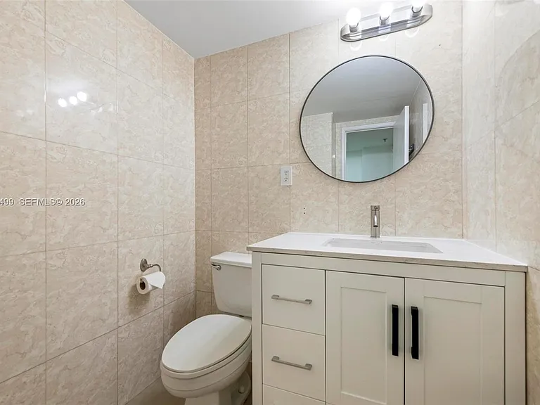 19380 Collins Ave #6 — Photo 13