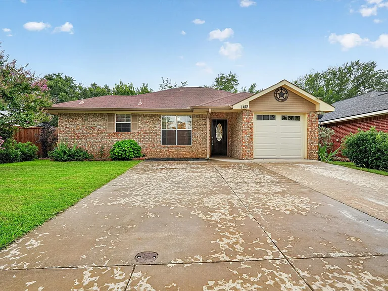 1412 Paco Trl — Photo 1
