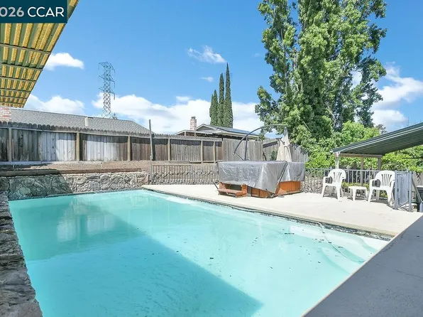 2822 Harris Dr, Antioch, CA 94509