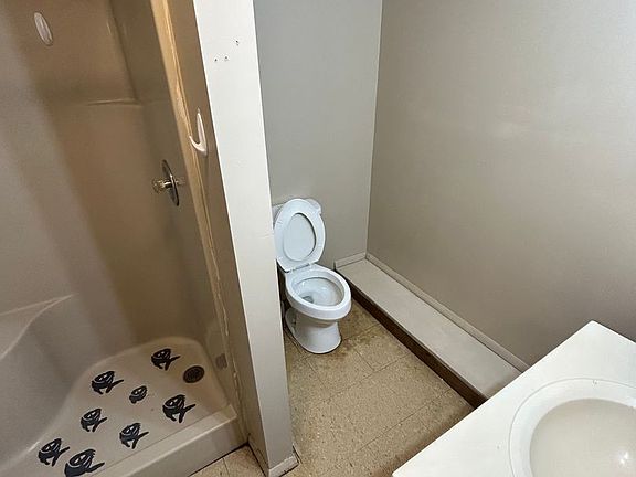 5th image of 314 Church St #9
