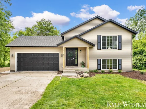 1674 Three Mile Rd NW, Grand Rapids, MI 49544