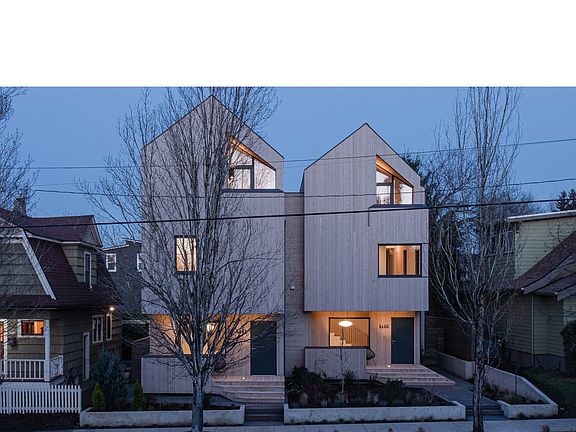 3rd image of 5432 NE 32nd Ave