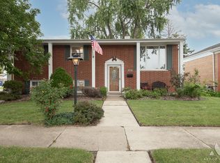 9313 Parkside Ave, Oak Lawn, IL 60453