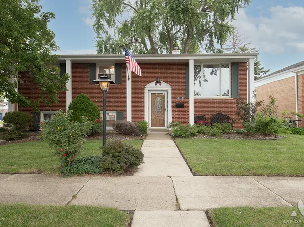 9313 Parkside Ave, Oak Lawn, IL 60453