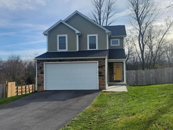 35 Elephant Ct, Martinsburg, WV 25401