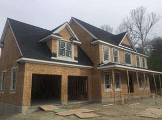 4 Puffer Dr, Mendon, MA 01756